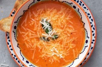 Creamy Tomatoe Soup Recipe: Savory and Easy